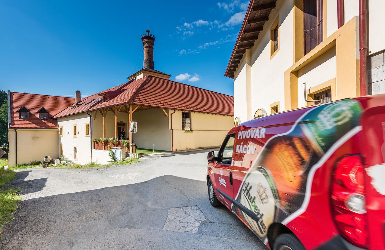 Hotel Pivovar Kacov Exterior photo